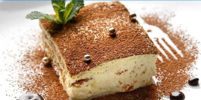 Plátok tortu Tiramisu