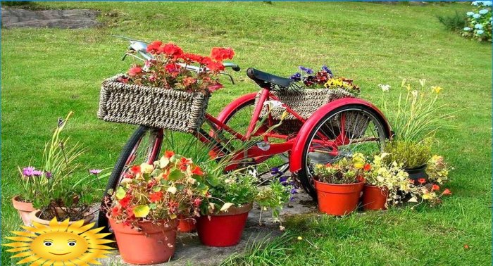 Druhý život starých vecí: schody, hrable, bicykle a hudobné nástroje