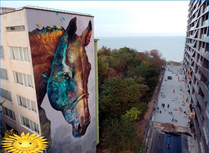 Graffiti a nástenné maľby ako súčasť architektúry megalopolíz