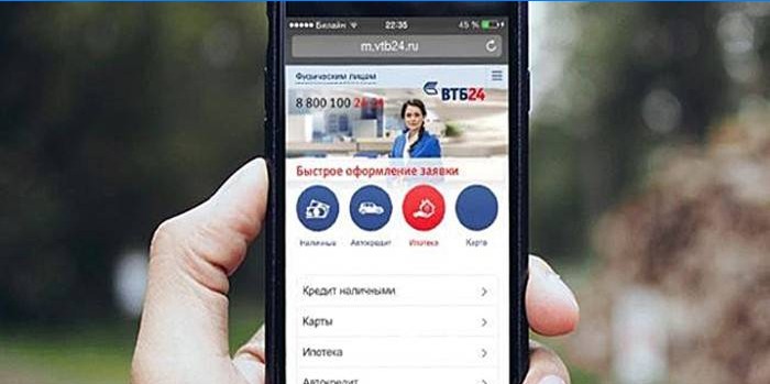 Mobilná aplikácia VTB Bank na smartfóne