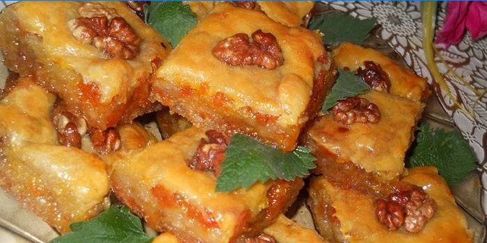Ready baklava na jedlo