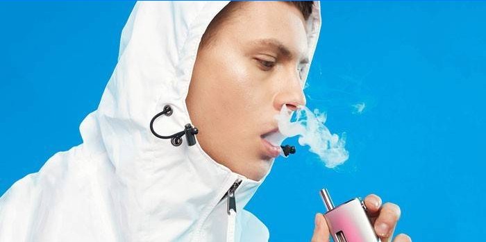 Vaper fajčí