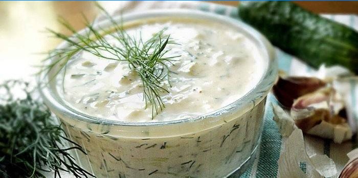 Tzatziki omáčka