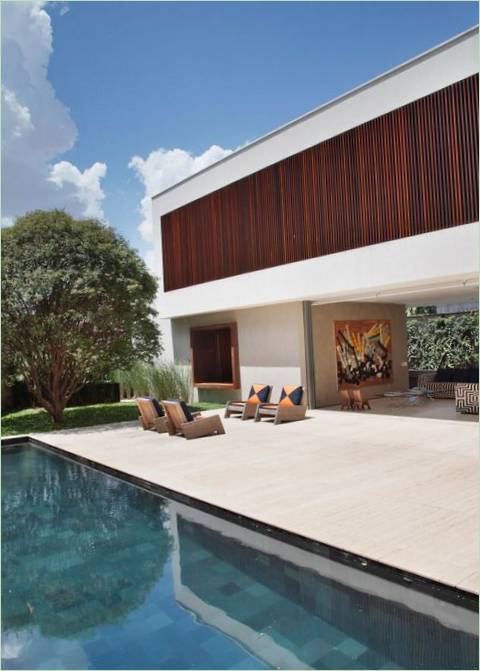 AH Mansion by Studio Guilherme Torres