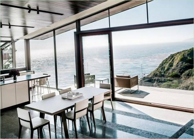 Luxusná panoramatická jedáleň s terasou