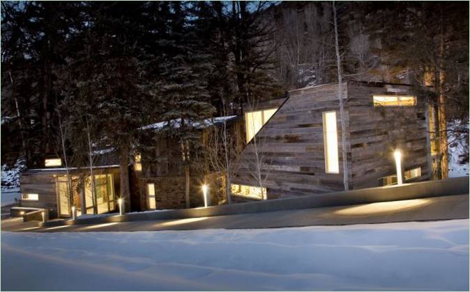 Interiér rezidencie Piampiano od Studio B Architects, Woody Creek, Colorado, USA