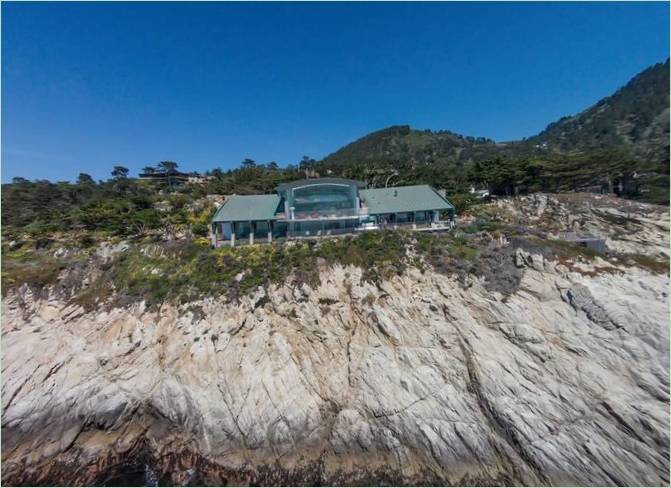 Luxusná rezidencia Carmel Highlands na pobreží