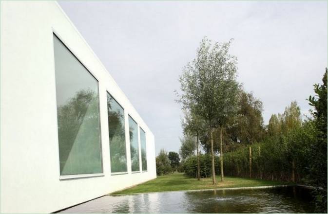 VH Original Villa by Beel &amp; Achtergael Architecten, Belgicko