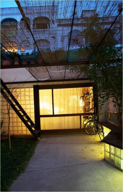 Exteriér domu Patio v Barcelone
